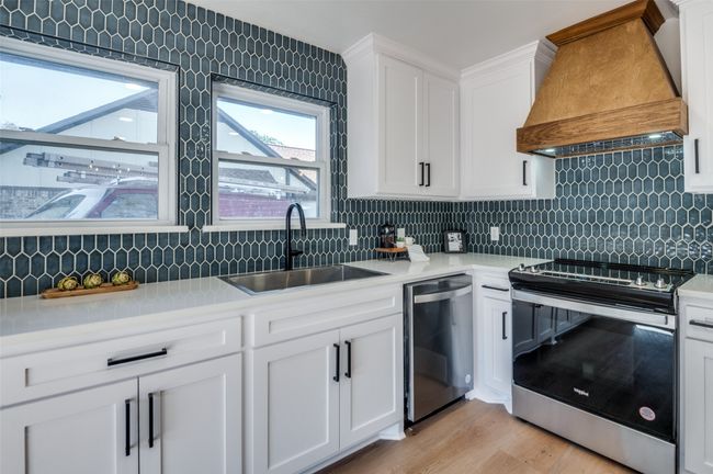 2028 Casa Loma Ct, House other with 3 bedrooms, 2 bathrooms and null parking in Grapevine TX | Image 15