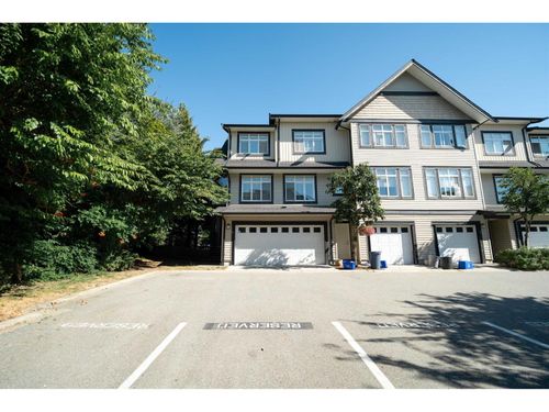 8-19932 70 Ave, Langley, BC, V2Y3C6 | Card Image