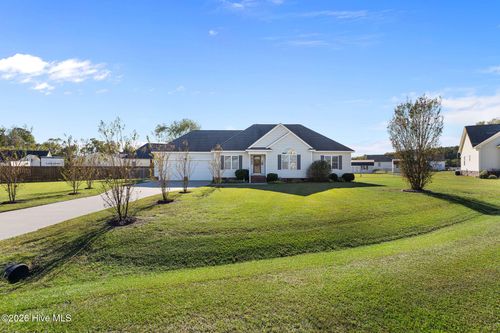 101 Raymond Ct, Pikeville, NC, 27863-9541 | Card Image