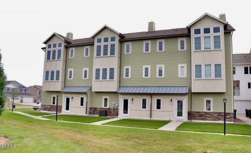 3206 Kenner Loop, Bismarck, ND, 58504 | Card Image