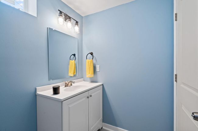 Lower level bathroom | Image 21
