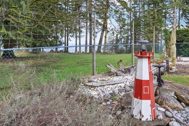 1625 Queequeg Trnabt, House other with 3 bedrooms, 3 bathrooms and 4 parking in Gabriola Island BC | Image 47