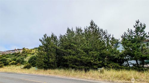 30010 I St, Ocean Park, WA, 98640-5014 | Card Image