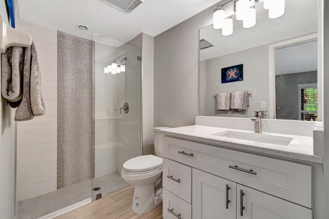 APT-101C - 300 N Highway A1a, Condo with 2 bedrooms, 2 bathrooms and null parking in Jupiter FL | Image 21