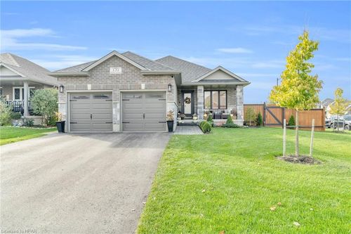 131 Bridge Crescent, Palmerston, ON, N0G2P0 | Card Image