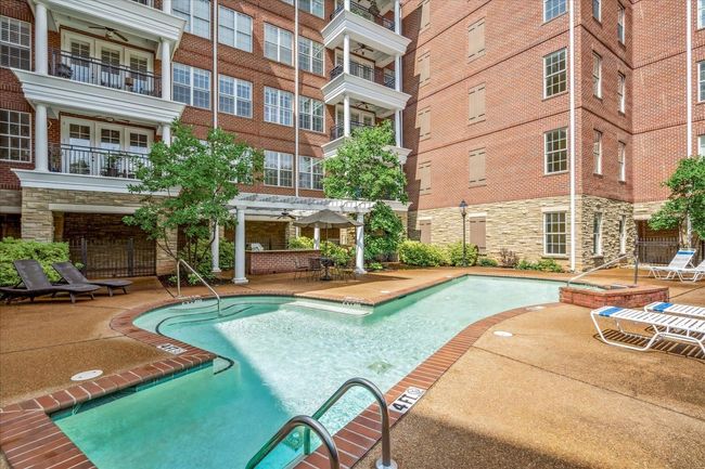 APT-201 - 3520 Central Ave, Condo with 2 bedrooms, 3 bathrooms and null parking in Memphis TN | Image 27