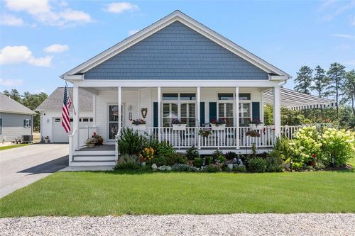 31 Sand Wedge Ln, South Kingstown, RI, 02879-4721 | Card Image