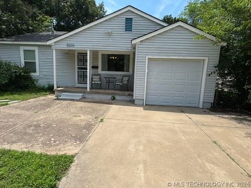 5508 Newport Ave, Tulsa, OK, 74105-6808 | Card Image