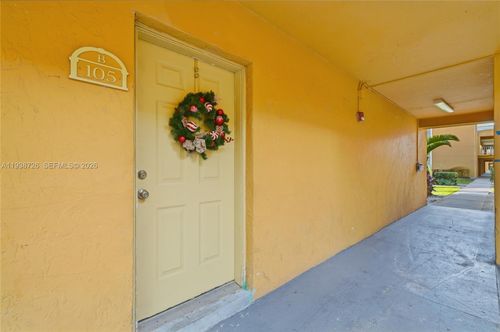 b105-18101 Nw 68th Ave, Hialeah, FL, 33015-3990 | Card Image