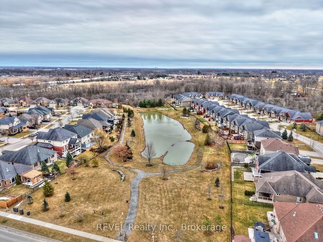 91 Roselawn Cres, House attached with 2 bedrooms, 4 bathrooms and 1 parking in Welland ON | Image 37