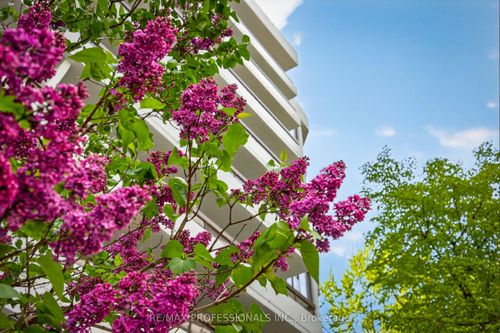 122-80 Quebec Avenue, Toronto, ON, M6P4B7 | Card Image