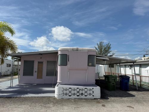 821 Sw 1st Ct, Hallandale Beach, FL, 33009-5230 | Card Image