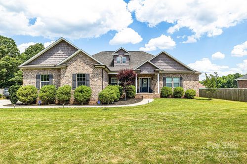 2340 Fay Jones Rd, Denver, NC, 28037-6727 | Card Image