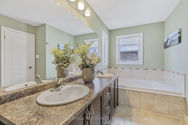 2 Littlebrook Lane, House other with 4 bedrooms, 4 bathrooms and 4 parking in Caledon ON | Image 30