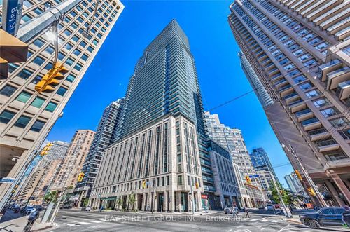 805-955 Bay St, Toronto, ON, M5S0C6 | Card Image