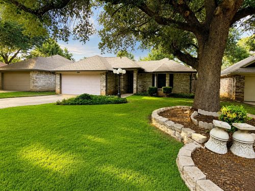 206 Pecan Dr, Westworth Village, TX, 76114-4271 | Card Image