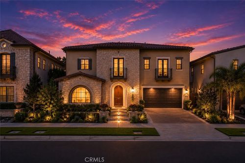 117 Interstellar, Irvine, CA, 92618-1321 | Card Image