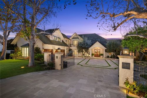 1 Cypress Point Ln, Newport Beach, CA, 92660-5209 | Card Image