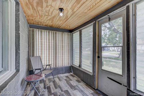 1744 E Madge Ave, Hazel Park, MI, 48030-2116 | Card Image