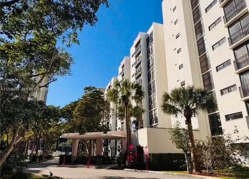 104-17011 N Bay Rd, Sunny Isles Beach, FL, 33160-3685 | Card Image