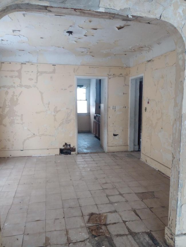 11749 Findlay St, House other with 4 bedrooms, 2 bathrooms and null parking in Detroit MI | Image 4