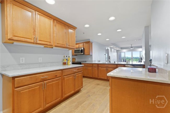 Kitchen | Image 7