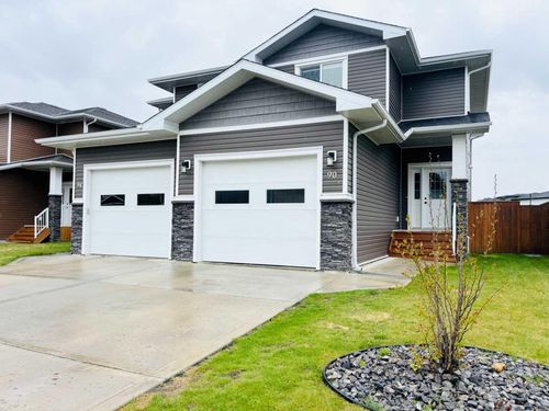 90 Ranchers Close, Lacombe, AB, T4L1E9 | Card Image