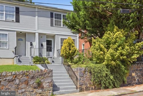 106 6th Ave, WILMINGTON, DE, 19805-4712 | Card Image