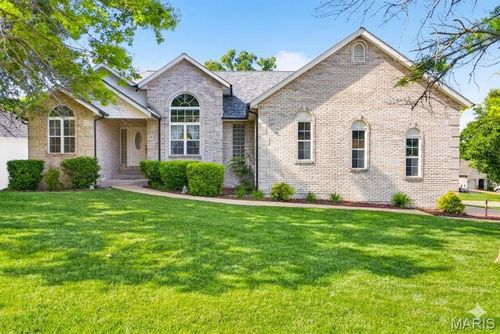 18 Ashford Pl, Festus, MO, 63028-5603 | Card Image