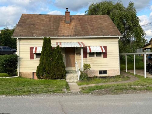 709 Church St, Monongah, WV, 26554 | Card Image
