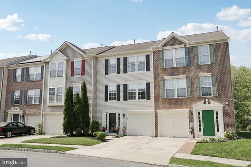 71 Clemens Ln, TURNERSVILLE, NJ, 08012-5824 | Card Image