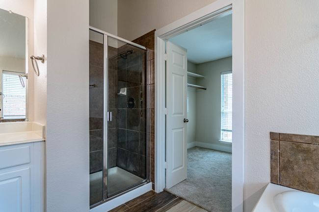 615 Lone Ridge Way, House other with 5 bedrooms, 3 bathrooms and null parking in Murphy TX | Image 25