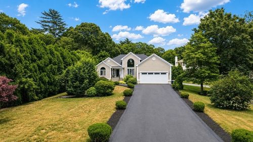 19 Forestview Dr, Fairhaven, MA, 02719-5544 | Card Image