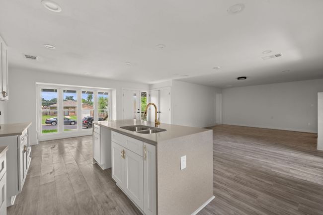 2101 Vanderbilt Ln, House other with 3 bedrooms, 2 bathrooms and null parking in Austin TX | Image 13