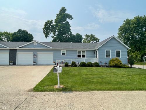 304 E Wayne St, Spencer, IN, 47460-1889 | Card Image
