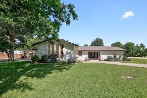 418 S Main Street, Thrall, TX, 76578 | Card Image