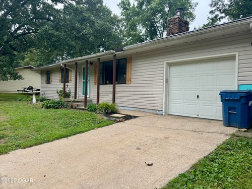 36 Tanglewood Dr, Carl Junction, MO, 64834-9550 | Card Image