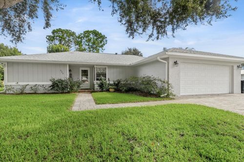 525 Domenico Cir, St Augustine, FL, 32086-7849 | Card Image