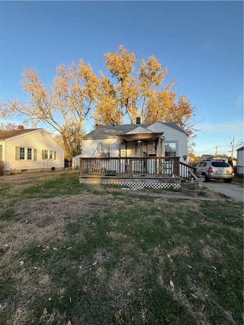 1020 N Oakcrest Ave, Decatur, IL, 62522-1342 | Card Image