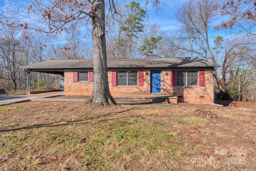 203 Seitz Dr, Forest City, NC, 28043-2716 | Card Image