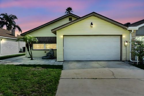 4464 Marine Parkway, NEW PORT RICHEY, FL, 34652 | Card Image