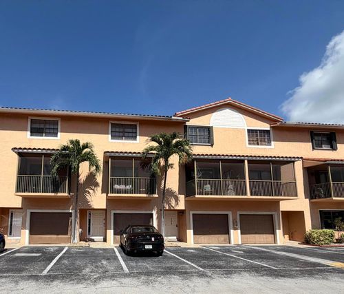 103-42-9908 Hammocks Blvd, Miami, FL, 33196-1569 | Card Image