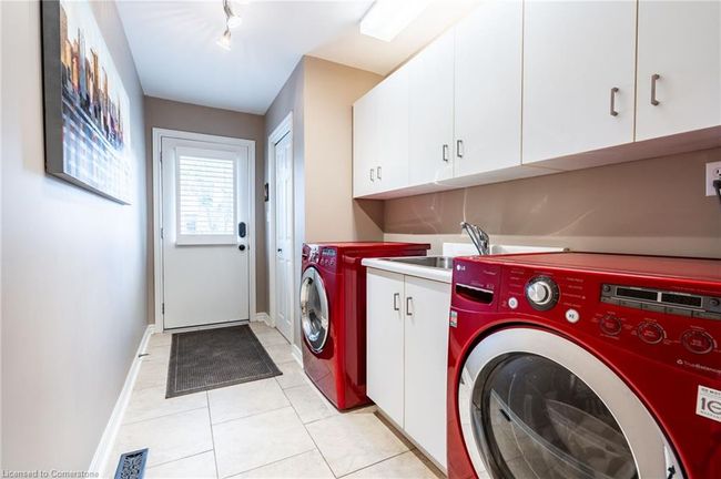27 Gladiola Dr, House other with 5 bedrooms, 4 bathrooms and 14 parking in Carlisle ON | Image 14