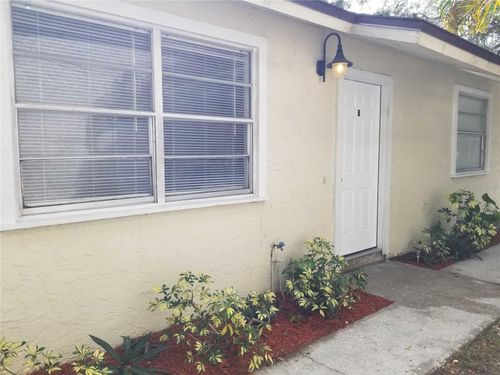 15588 59th St N, CLEARWATER, FL, 33760-2195 | Card Image