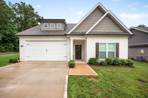 1400 Village Loop, Cookeville, TN, 38501-3332 | Card Image