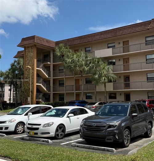 203-4940 E Sabal Palm Blvd, Tamarac, FL, 33319 | Card Image