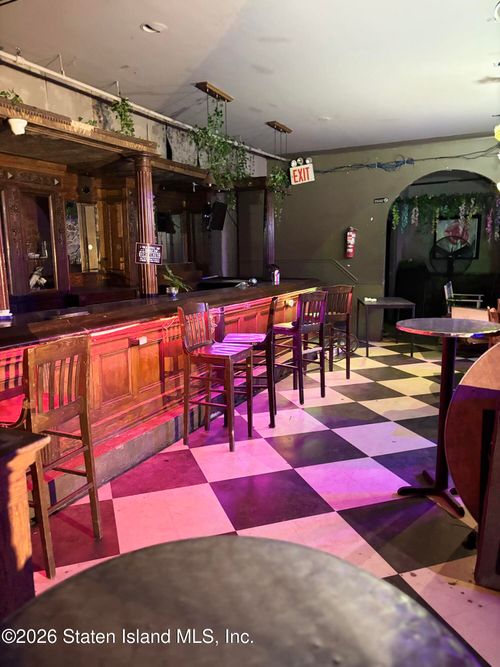 34 Dock Street, Staten Island, NY, 10304 | Card Image