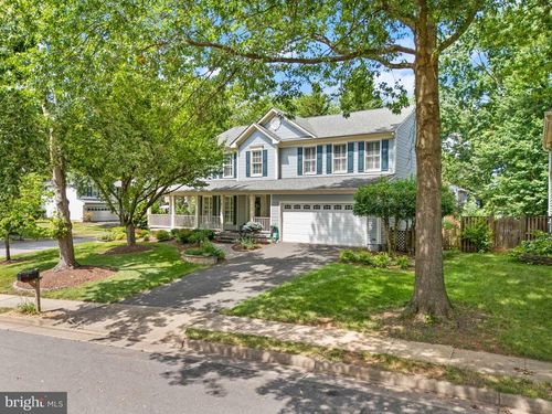 102 Thistle Way Ne, LEESBURG, VA, 20176-4821 | Card Image