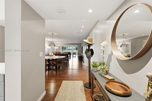 p-17-4002 S Cypress Ln, Pompano Beach, FL, 33069-4111 | Card Image