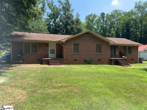102 Crestview Dr, Greenville, SC, 29609-0901 | Card Image